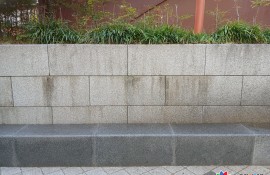 석재 벤치, 벽 세척작업