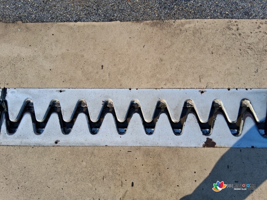 dc1e3ecf5fc423bd282eb262c69fd8c3_1764297