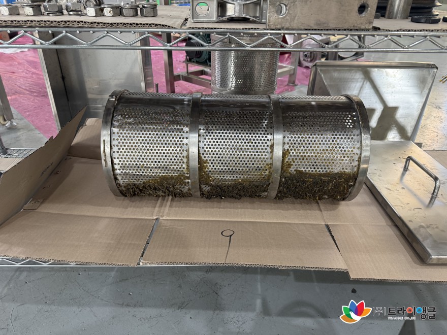 28bc82d1b27ecd026fe5cf5f7354ca68_1765847