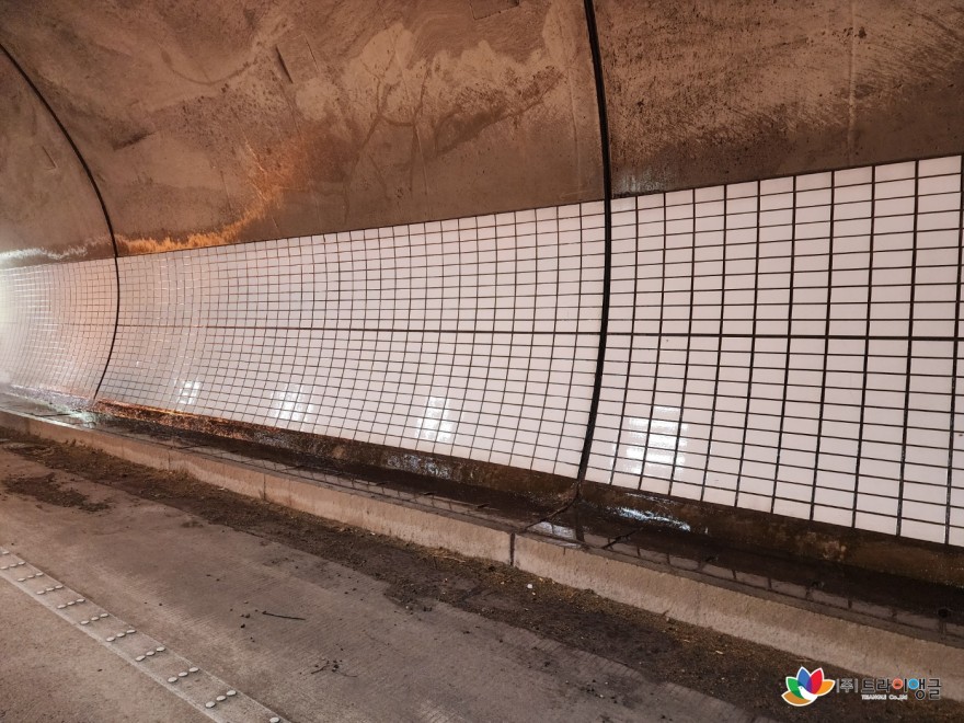 3bb7eca477be40daef5294f02d318a27_1765152